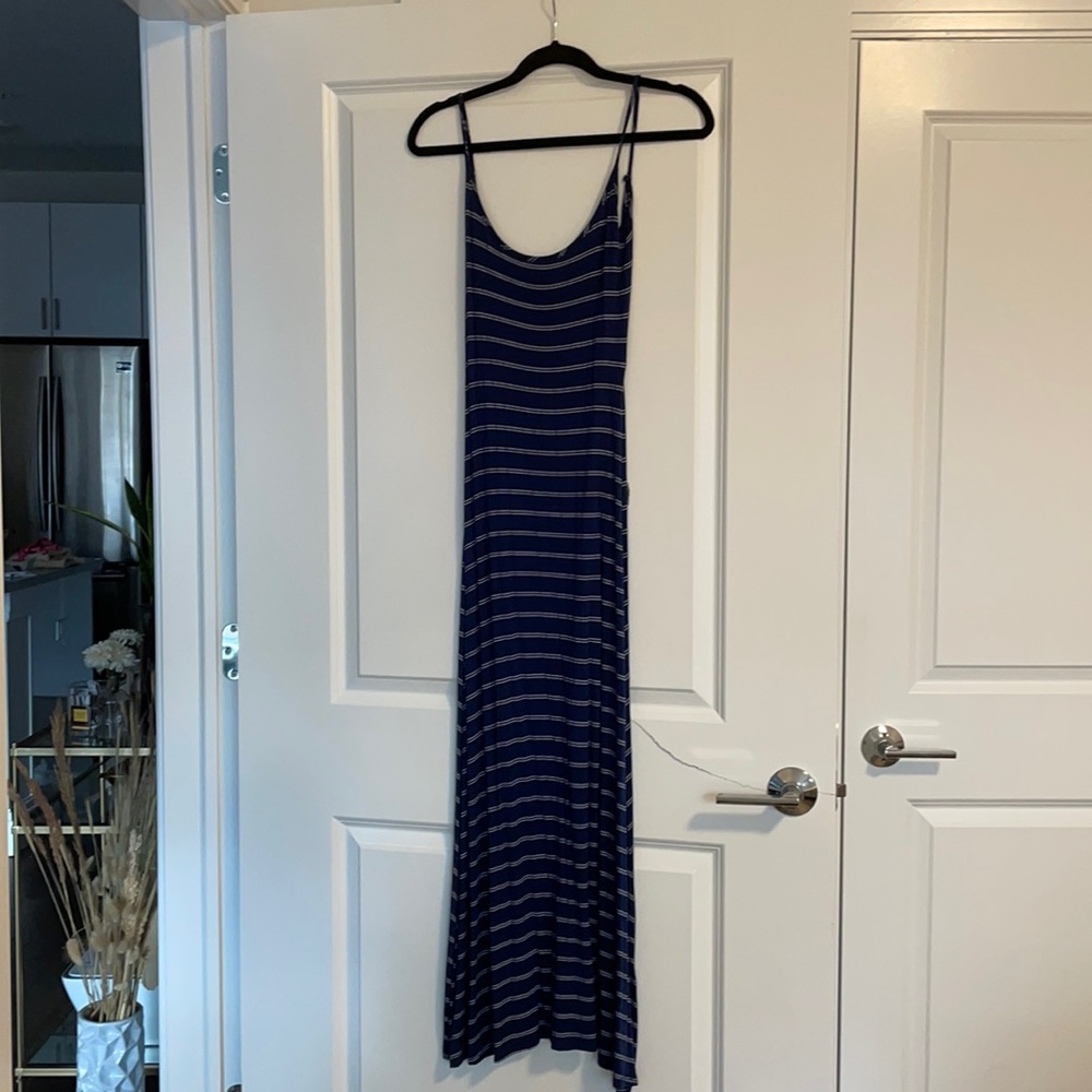 Fiancée navy maxi dress